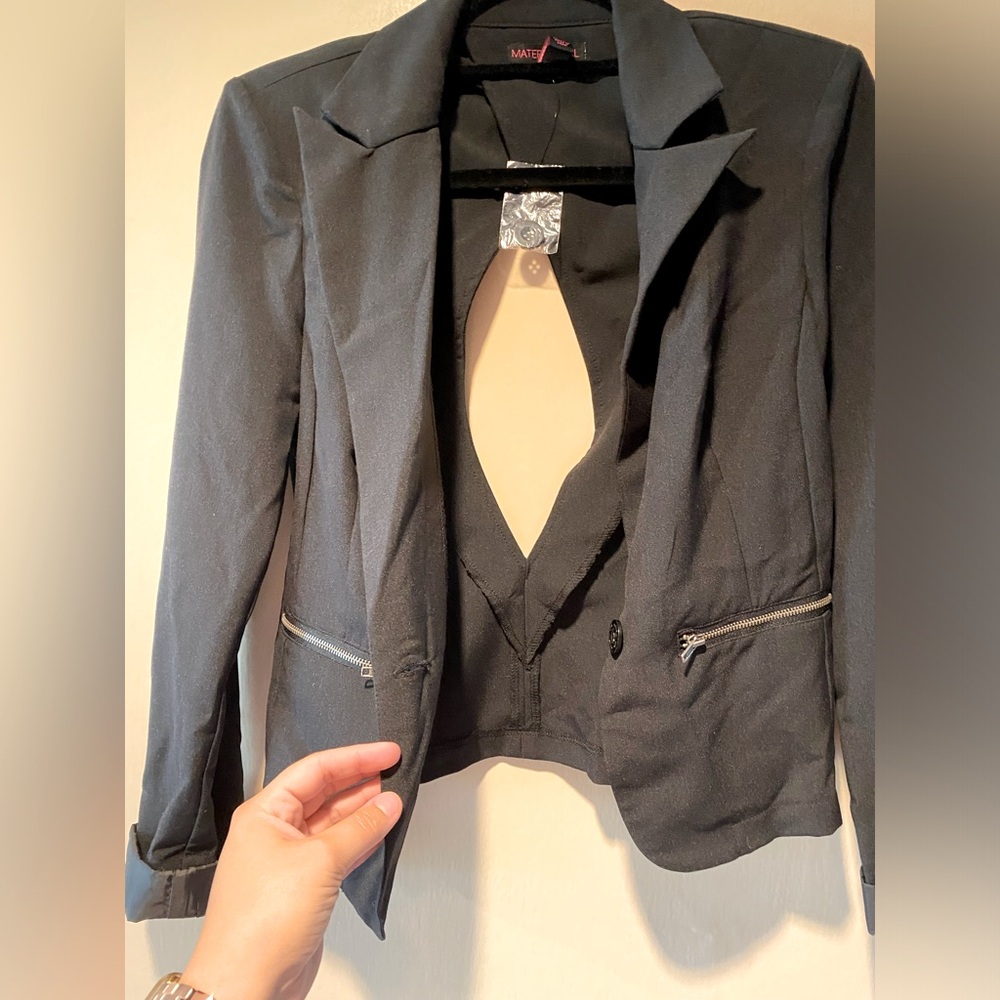 Blazer with back cutout